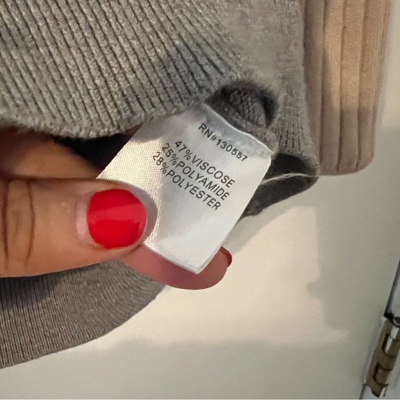 STORY Women's Gray and Tan Cardigan Sweater size S (i121) - Picture 3 of 9